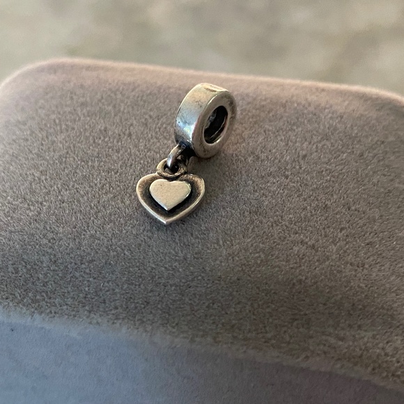 ❤️ Pandora Retired  Heart Dangle Charm Sterling Silver 790373 - Picture 5 of 6
